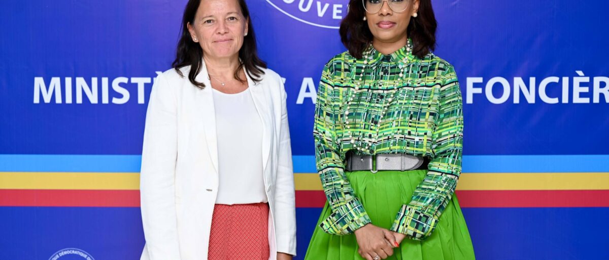 Permalien vers:S.E. MADAME O&rsquo;Neige N&rsquo;SELE A REÇU EN AUDIENCE L&rsquo;AMBASSADRICE DU ROYAUME DE BELGIQUE EN RDC, Mme (Son Excellence) Roxane de Bilderling